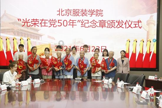 几月狗最有福气 82年几月狗最有福气